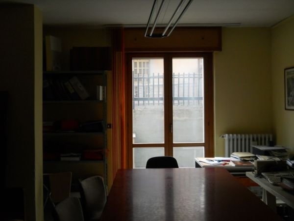Apartamento semi-central BariIT55